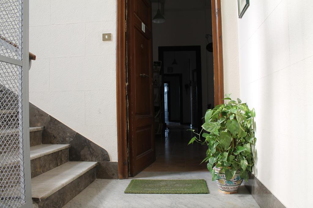 B&B Nica Domus Palermo Exteriör bild